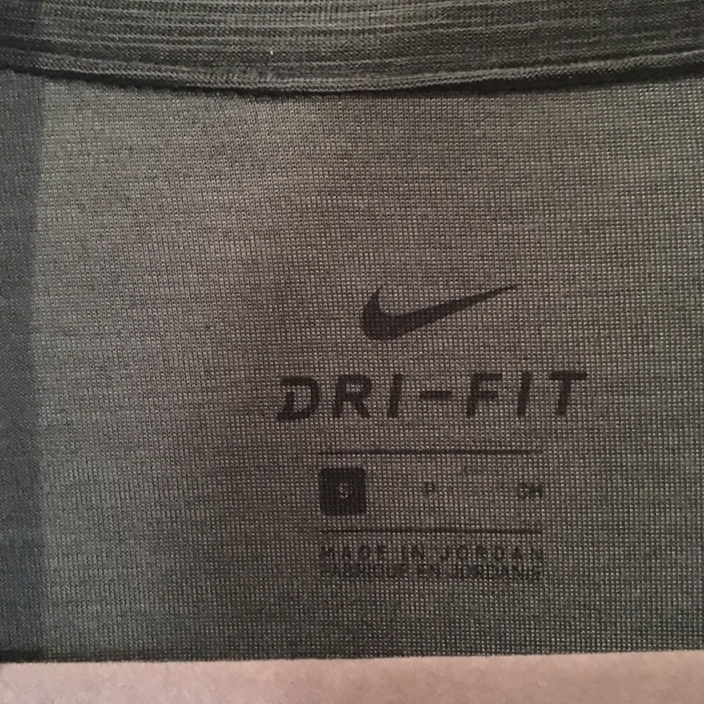 Nike Dri-Fit Performance Pullover - Picture 2 of 3